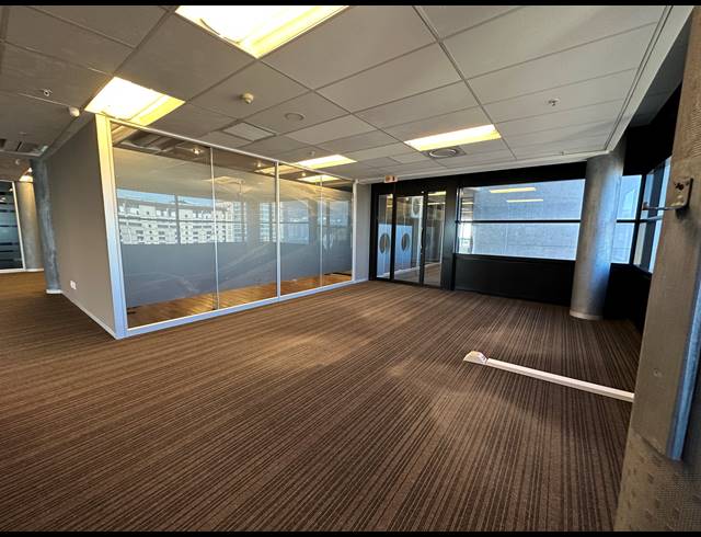 492M² OFFICE TO LET IN SANDTON CENTRAL